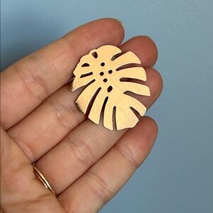 Copper monstera stud earrings